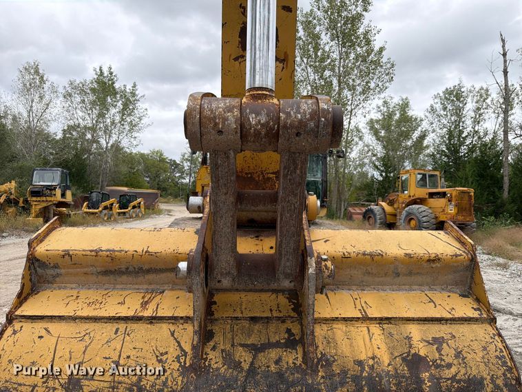 image for item FP3112 2000 Caterpillar 345B L excavator