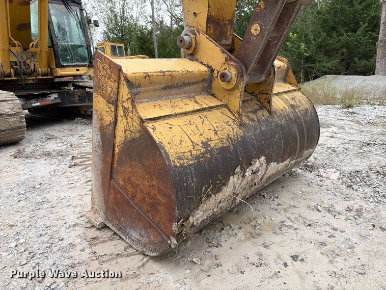 image for item FP3112 2000 Caterpillar 345B L excavator