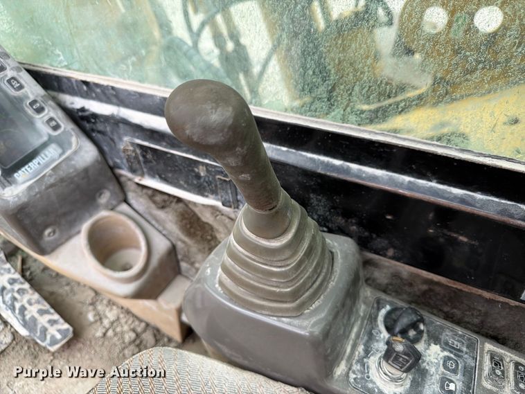 image for item FP3112 2000 Caterpillar 345B L excavator