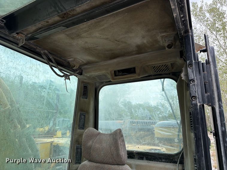 image for item FP3112 2000 Caterpillar 345B L excavator