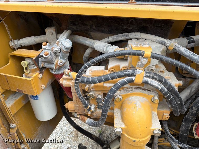 image for item FP3112 2000 Caterpillar 345B L excavator