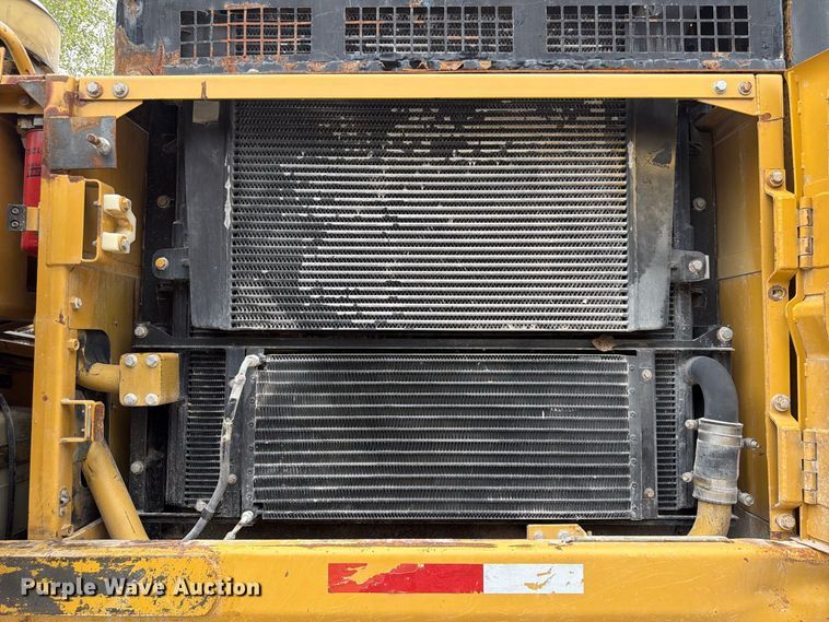 image for item FP3112 2000 Caterpillar 345B L excavator