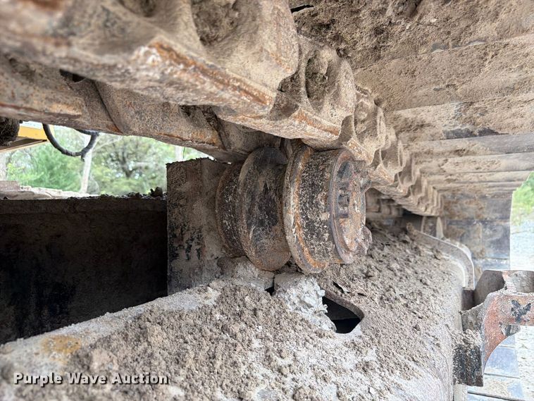 image for item FP3112 2000 Caterpillar 345B L excavator