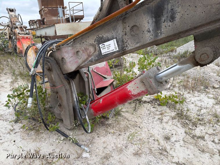 image for item FP3114 Pedestal breaker