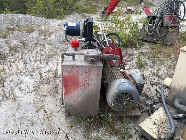 image for item FP3114 Pedestal breaker