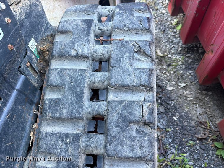 image for item FT3018 2024 Bobcat T66 tracked skid steer loader