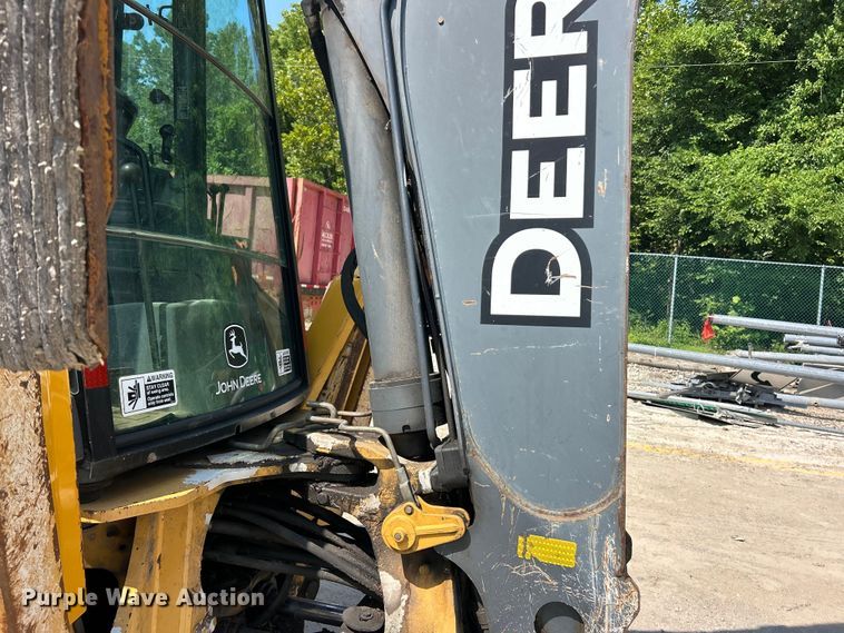 image for item FT6076 2010 John Deere 410J backhoe