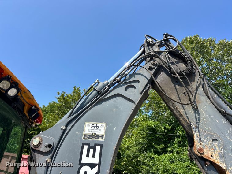 image for item FT6076 2010 John Deere 410J backhoe