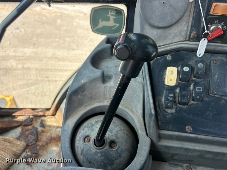 image for item FT6076 2010 John Deere 410J backhoe