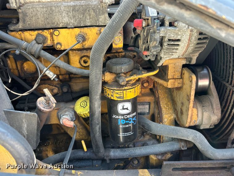 image for item FT6076 2010 John Deere 410J backhoe