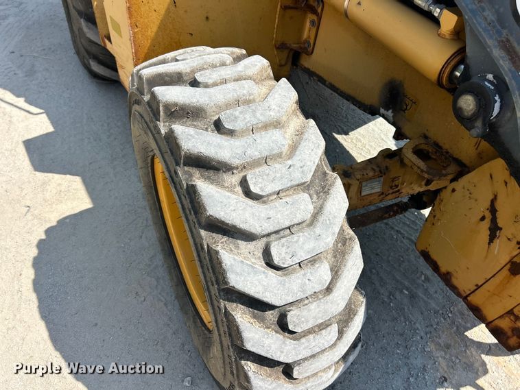 image for item FT6076 2010 John Deere 410J backhoe