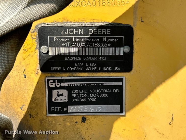image for item FT6076 2010 John Deere 410J backhoe