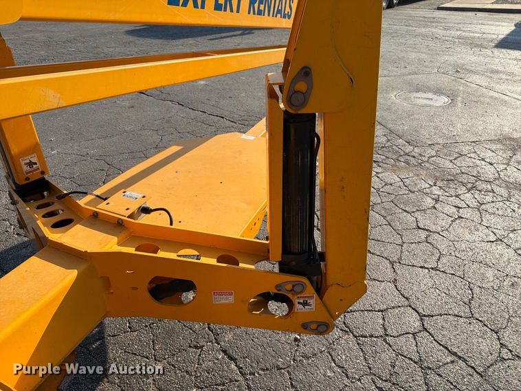 image for item FT6219 2019 Haulotte 5533A 