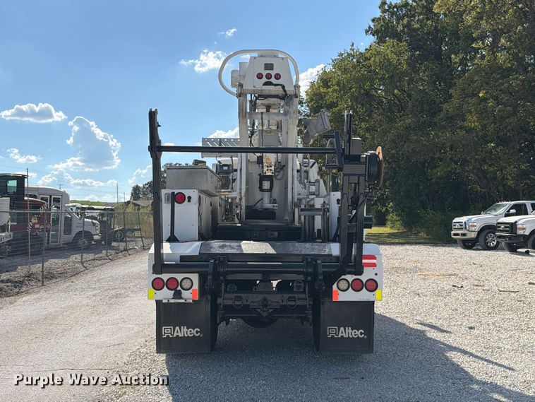 image for item FT6259 2012 Freightliner Business M2 bucket truck