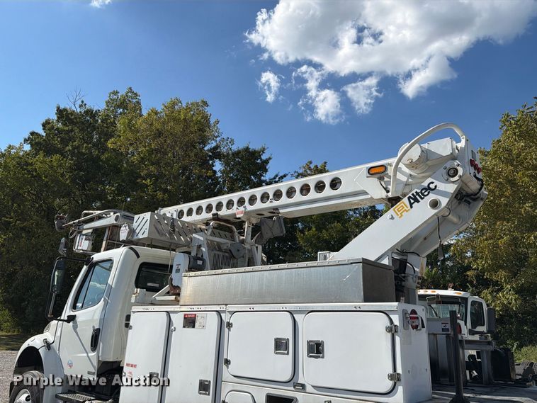 image for item FT6259 2012 Freightliner Business M2 bucket truck