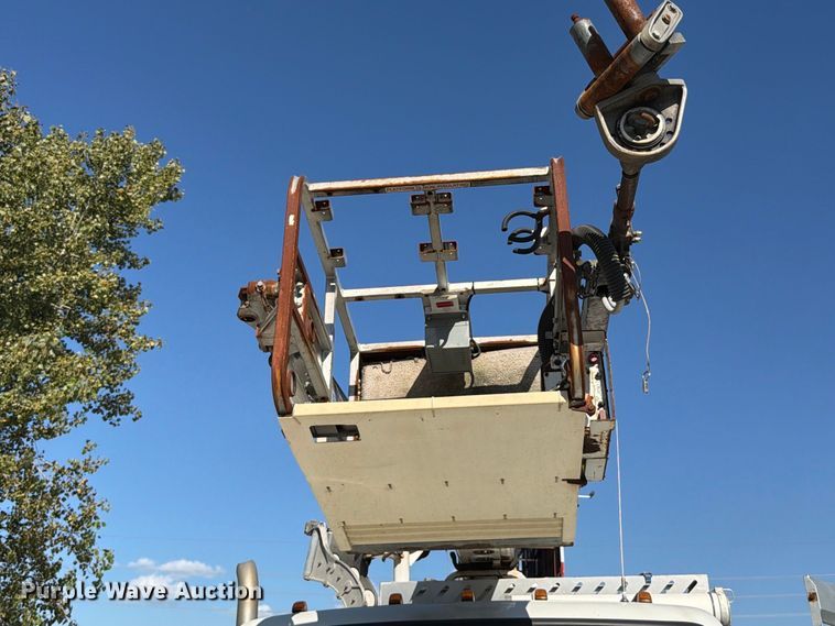 image for item FT6259 2012 Freightliner Business M2 bucket truck