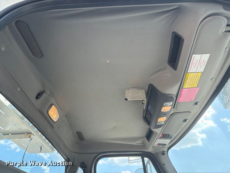 image for item FT6259 2012 Freightliner Business M2 bucket truck