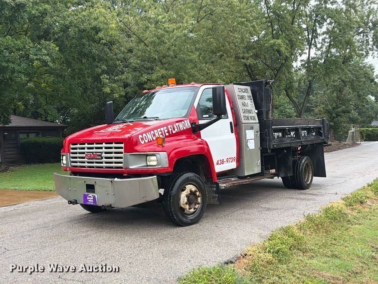 2006 GMC C5 dump flatbed truck