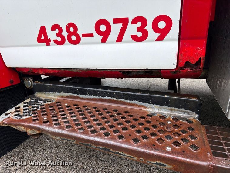 image for item FT6286 2006 GMC C5 dump flatbed truck