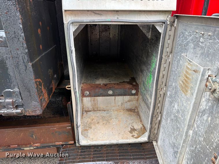image for item FT6286 2006 GMC C5 dump flatbed truck