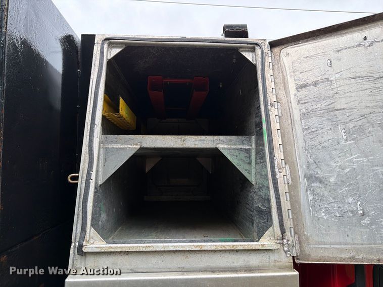 image for item FT6286 2006 GMC C5 dump flatbed truck