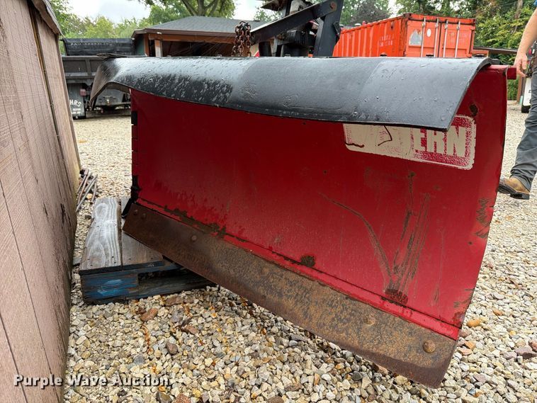 image for item FT6286 2006 GMC C5 dump flatbed truck