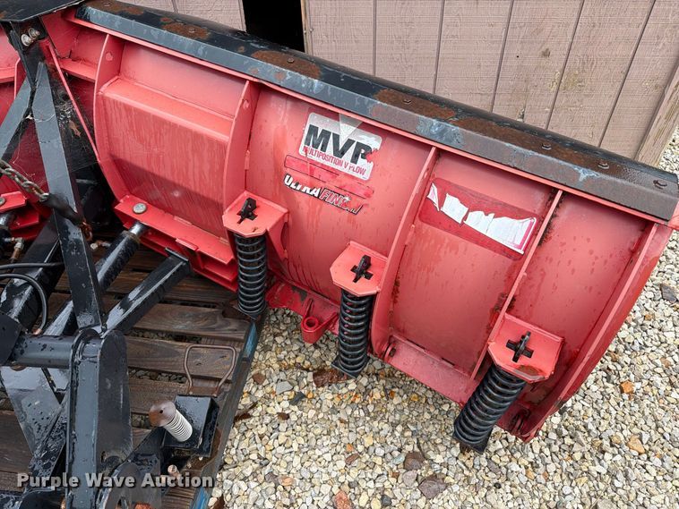 image for item FT6286 2006 GMC C5 dump flatbed truck