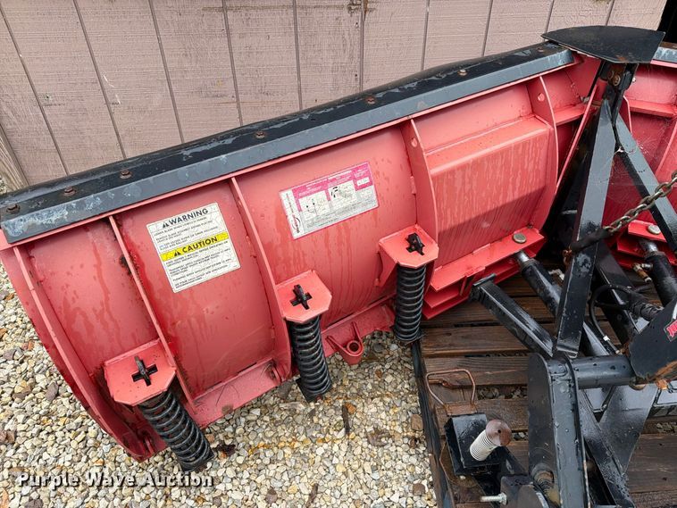 image for item FT6286 2006 GMC C5 dump flatbed truck
