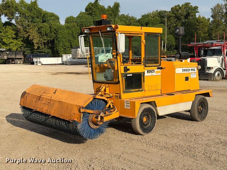 image for item FT6330 Rosco 4830 broom