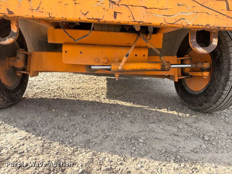 image for item FT6330 Rosco 4830 broom