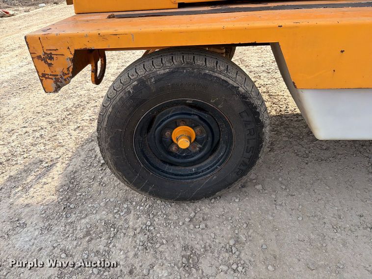 image for item FT6330 Rosco 4830 broom