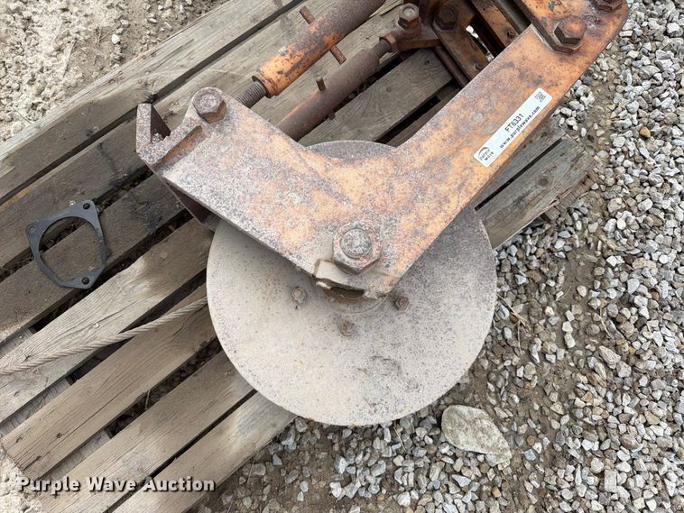 image for item FT6331 Asphalt cutter attachment