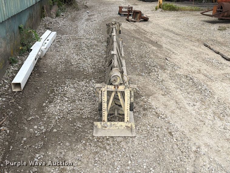 image for item FT6333 Morrison power screed