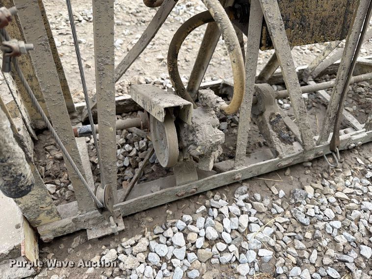 image for item FT6333 Morrison power screed