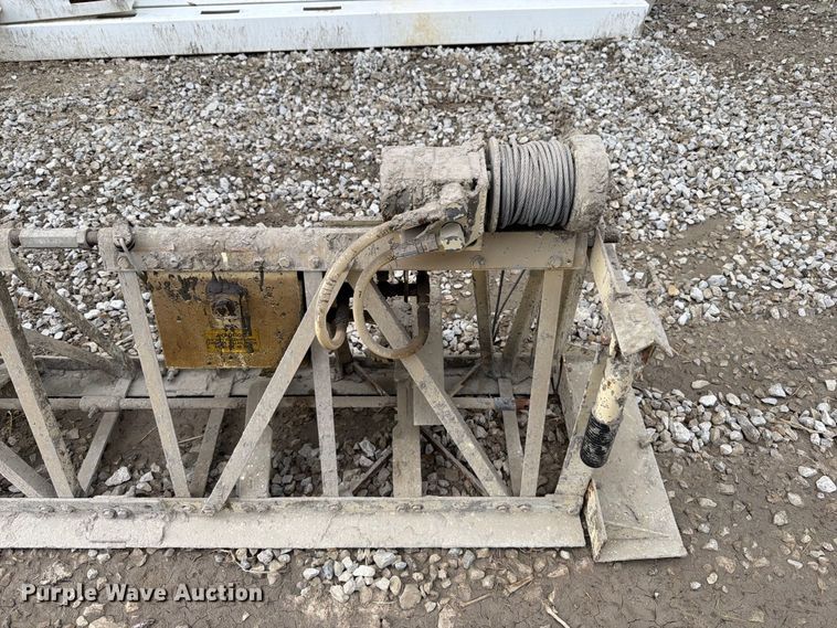 image for item FT6333 Morrison power screed
