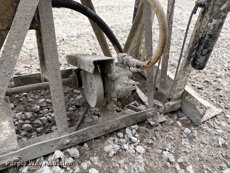 image for item FT6333 Morrison power screed