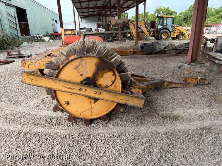 image for item FT6334 Sheepsfoot roller