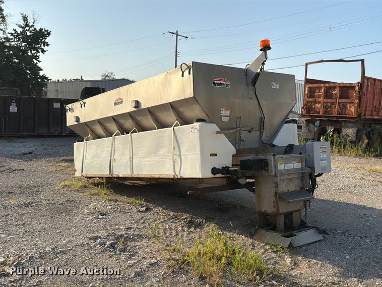 image for item FT6347 Henderson spreader