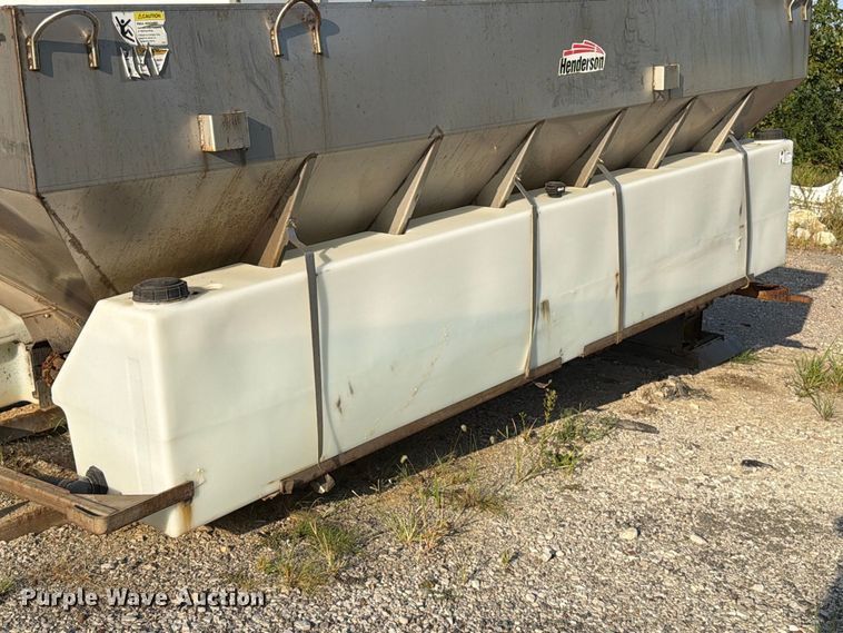 image for item FT6347 Henderson spreader