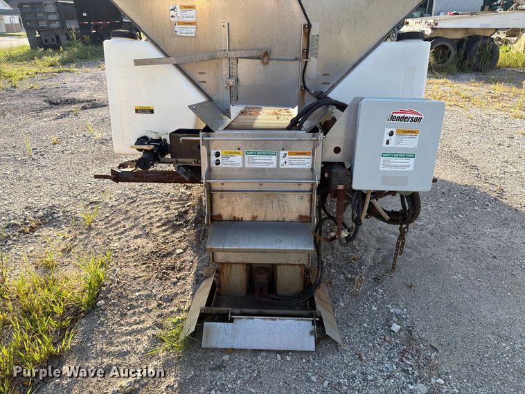 image for item FT6347 Henderson spreader