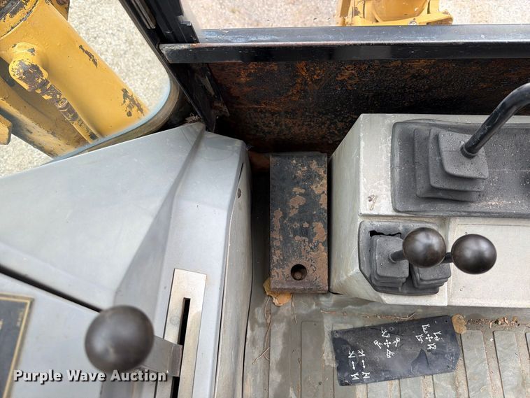 image for item FT6360 1996 Caterpillar 416B backhoe