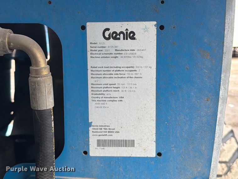 image for item FT6362 2001 Genie S-125 boom lift