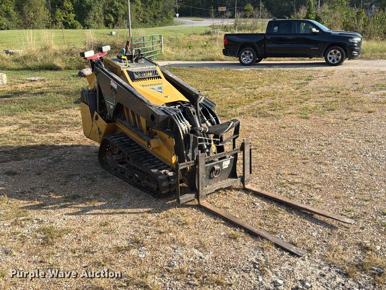 image for item FT6379 2018 Vermeer CTX100 compact utility loader