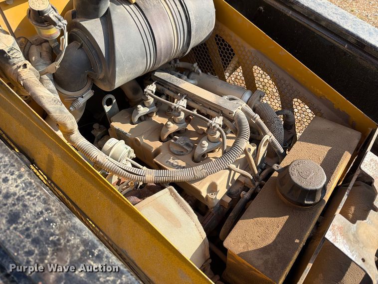 image for item FT6379 2018 Vermeer CTX100 compact utility loader