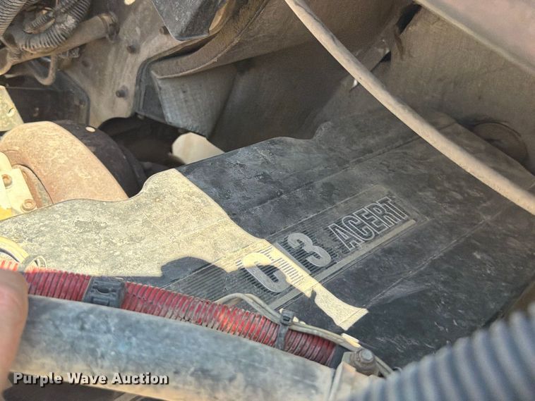 image for item FT6389 2007 Freightliner Columbia flatbed truck