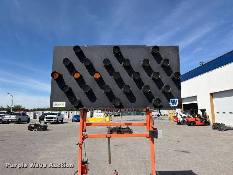 image for item FT6397 2014 Wanco WTSP arrow board trailer