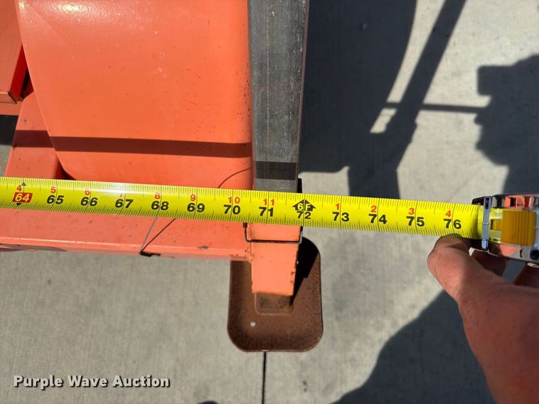 image for item FT6397 2014 Wanco WTSP arrow board trailer