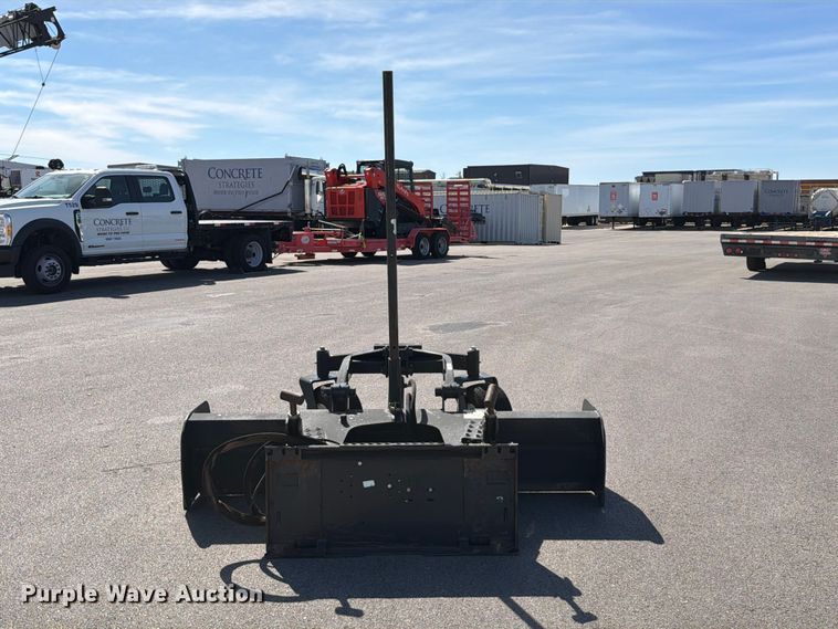 image for item FT6399 2019 Bobcat Box Blade Laser skid steer box blade