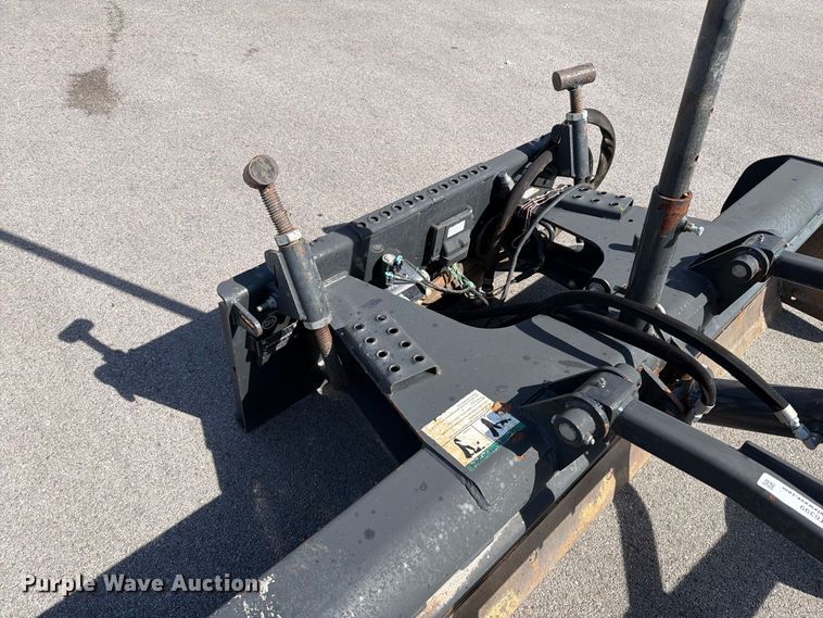 image for item FT6399 2019 Bobcat Box Blade Laser skid steer box blade
