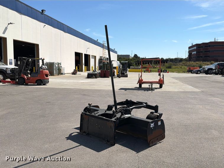 image for item FT6400 2018 Bobcat Box Blade Laser skid steer box blade